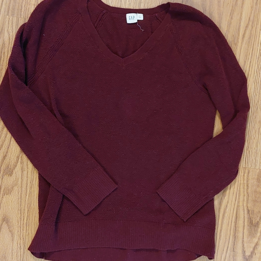 Gap Sweater